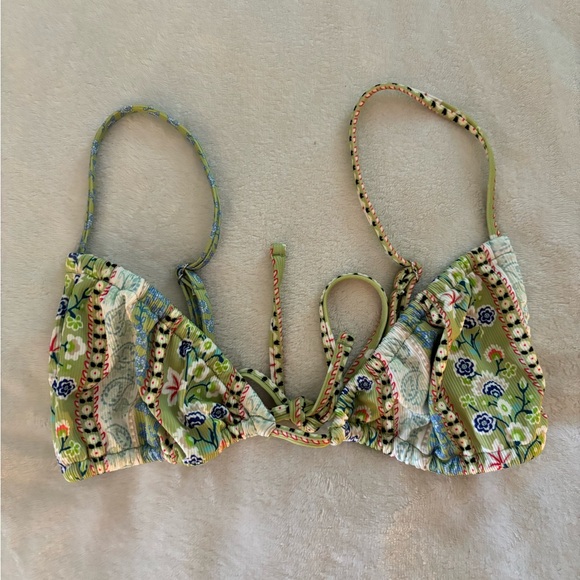 Printed/Patterned Bikini Top - Picture 1 of 4